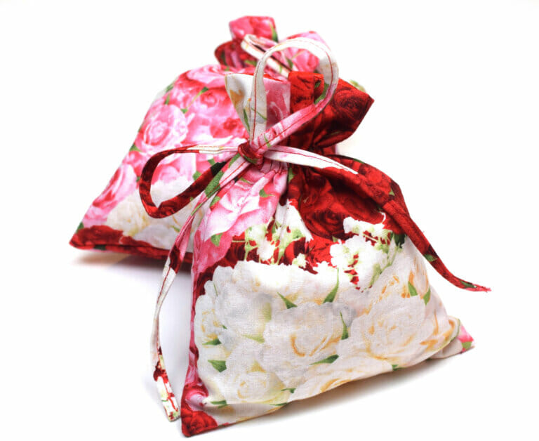 Sew a lined drawstring bag in minutes - perfect for gifts and storage ...