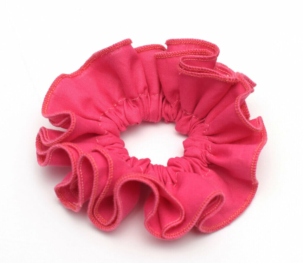 DIY ruffled scrunchies tutorial