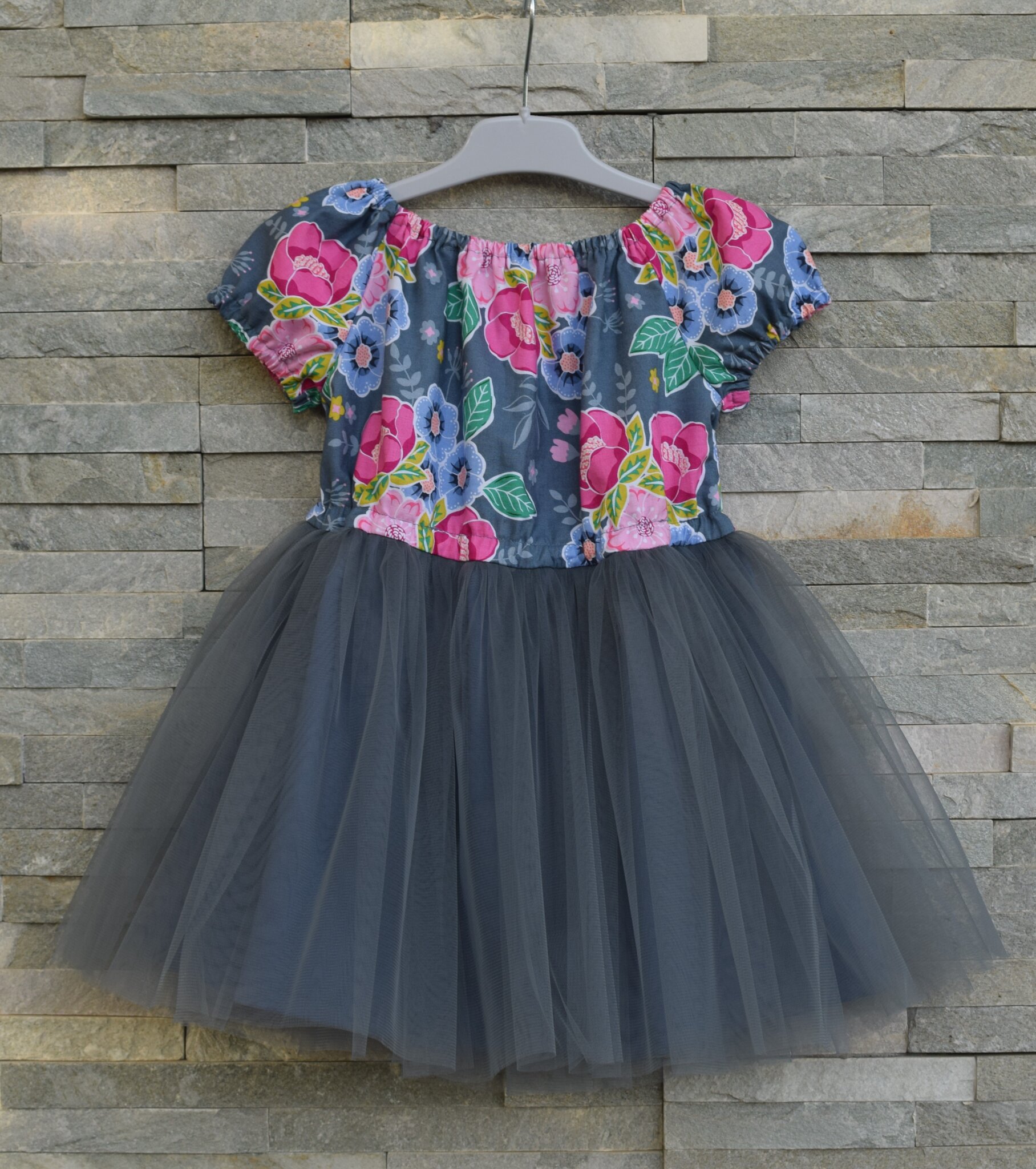 Free girls tulle dress pattern and tutorial I Can Sew This