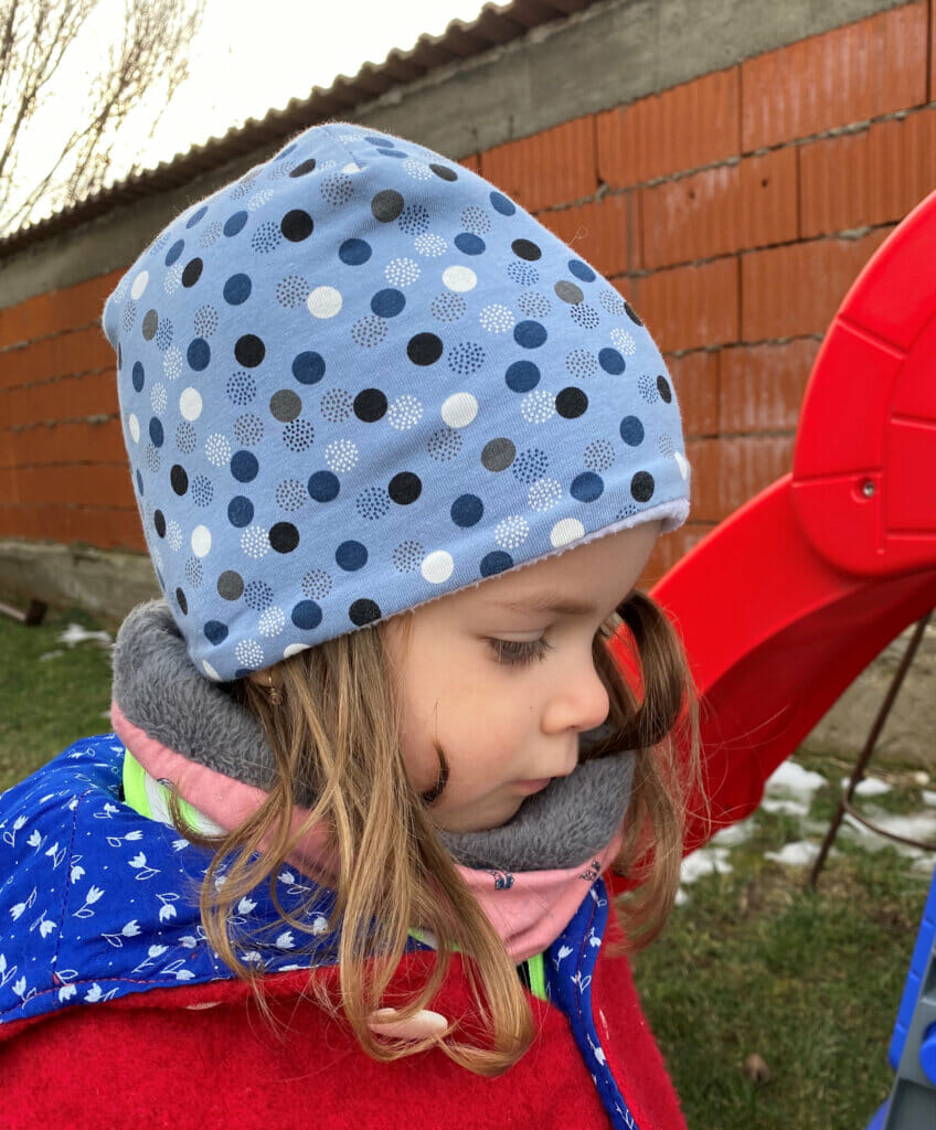 fleece lined beanie hat sewing pattern