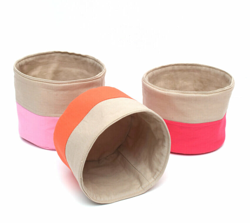 How to make round fabric baskets (free pattern) I Can Sew This