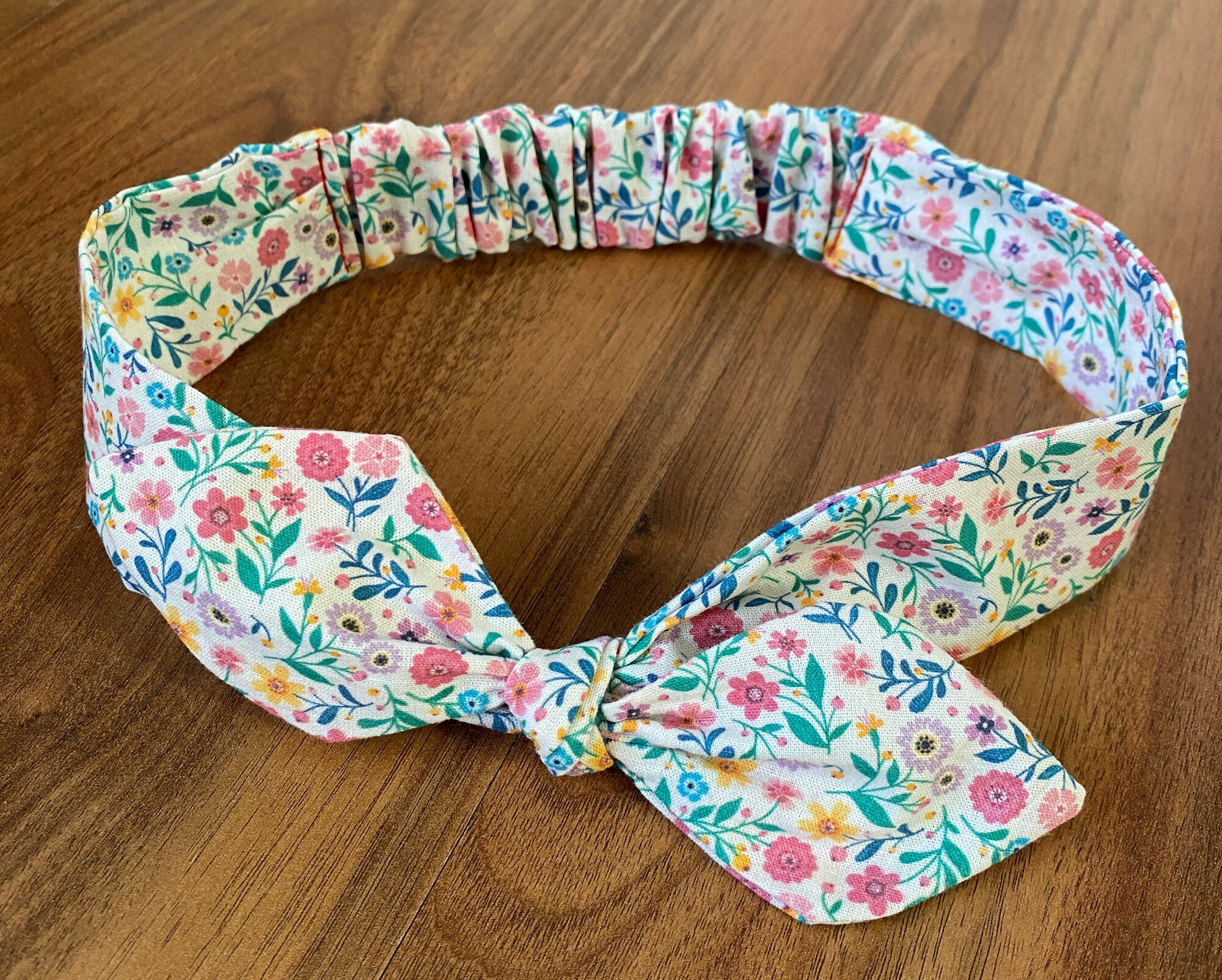 How to make a knotted headband. Free pattern & tutorial - I Can Sew This