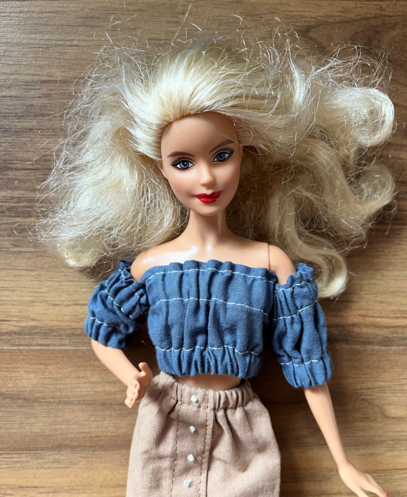 free Barbie peasant top pattern & sewing tutorial