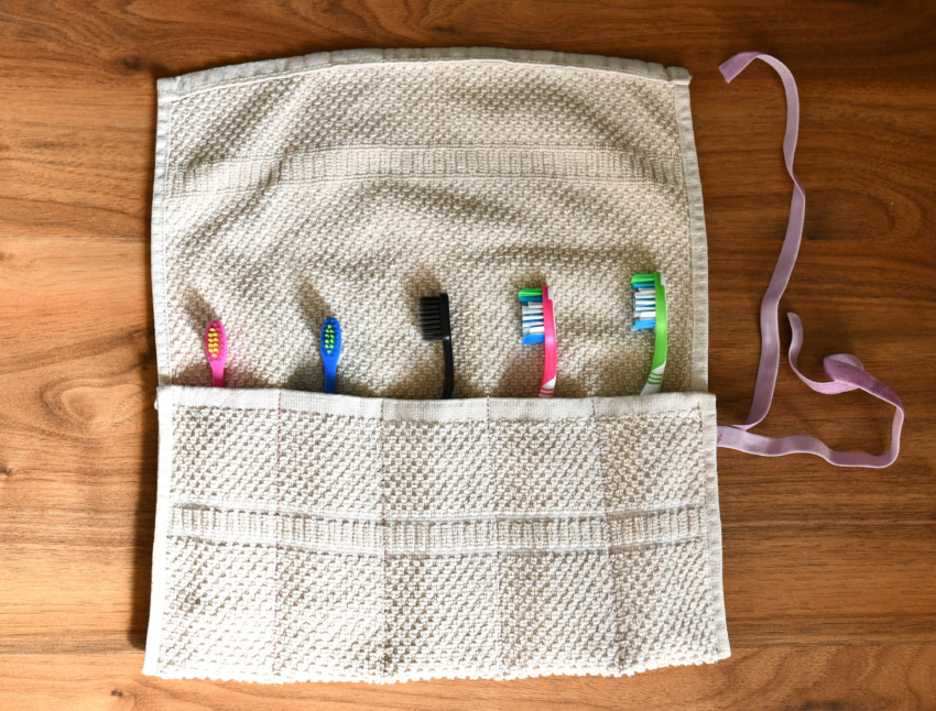 DIY travel toothbrush holder sewing tutorial