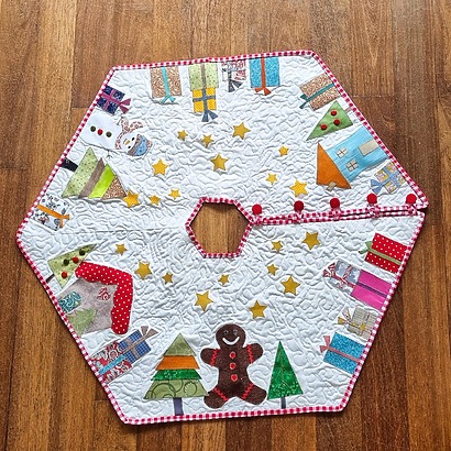 Christmas Tree Skirt PDF Pattern with Applique