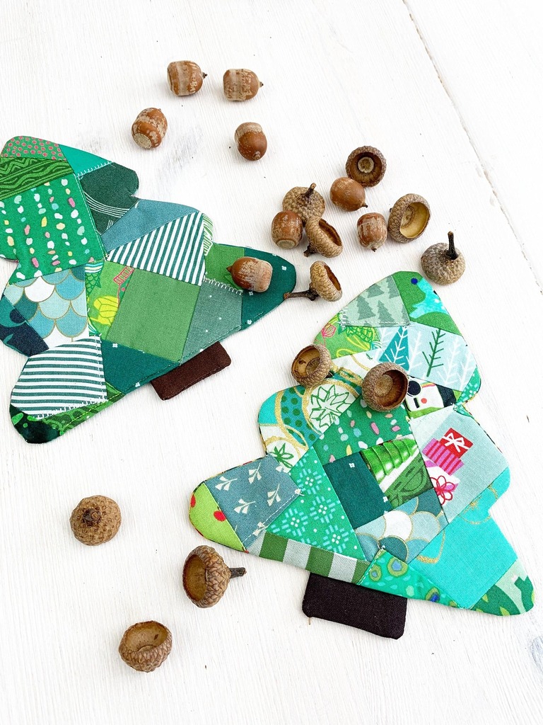 Patched Christmas tree coaster and placemat pattern by Joe June and Mae