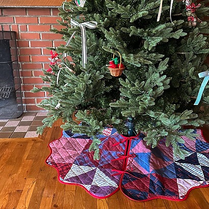 Connie Christmas Tree Skirt PDF Sewing Pattern Syd Graham Patterns