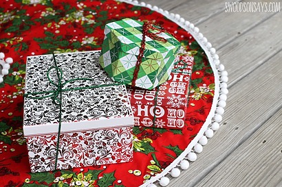 DIY Pom Pom Tree Skirt Tutorial by Swoodson Says