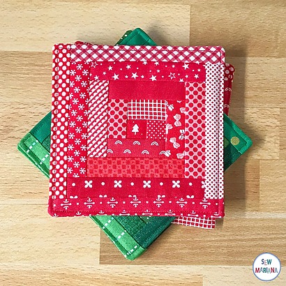 Log cabin Christmas coasters tutorial from Sew Mariana
