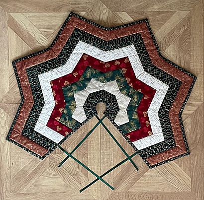 Patchwork Tree Skirt Pattern: Foundation Paper Piecing