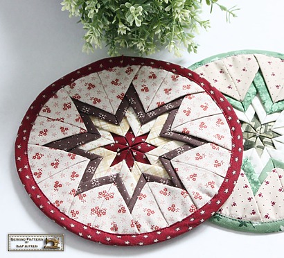 Patchwork star coasters pattern by Napkitten Pattern