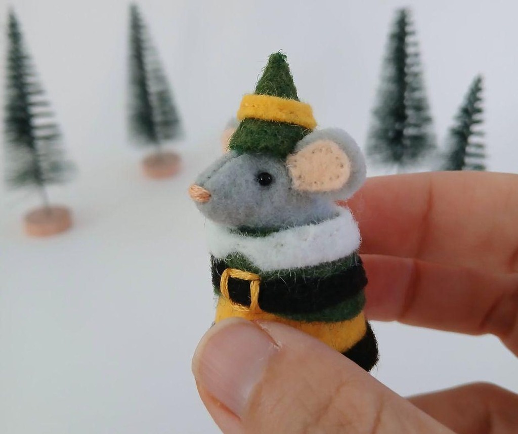 Little Felt Elf Mouse Pattern by OhCheese
