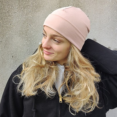 Easy DIY Beanie by WardrobeByMe