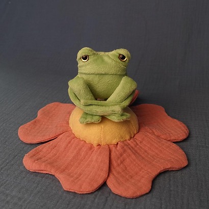 Posable Frog on Flower Sewing Pattern by DillyDallySewClub
