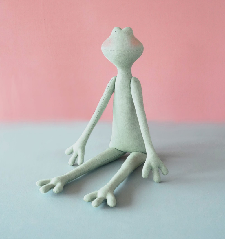 Tilda&rsquo;s World Large Frog Doll Sewing Pattern