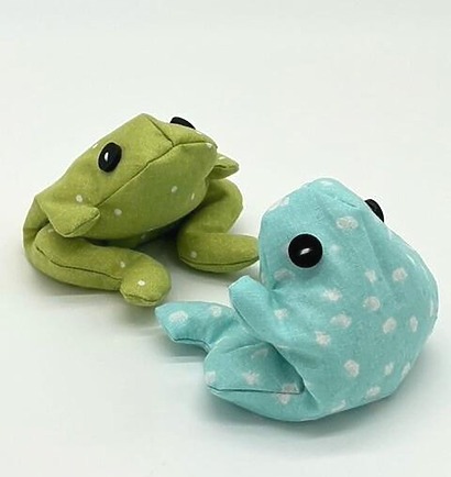 One-Hour Weighted Frog by SpiderQueensShoppe