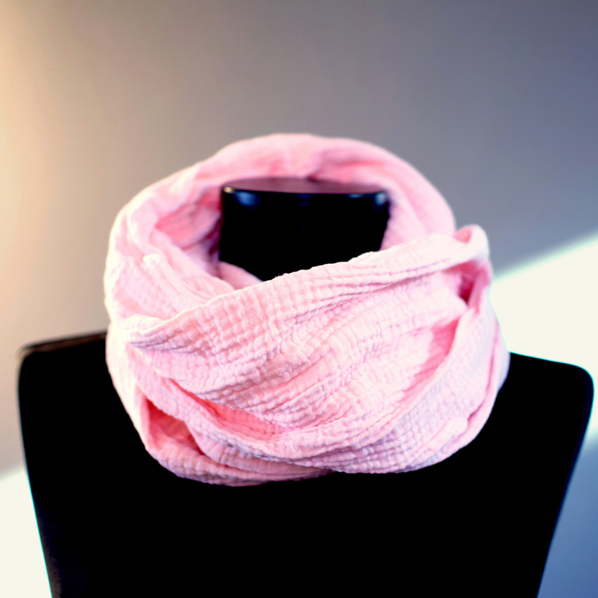 DIY infinity scarf from pink double gauze fabric
