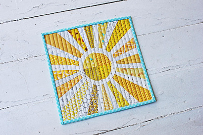 Sunny Days Mini Quilt Pattern by CenterStreetQuilts
