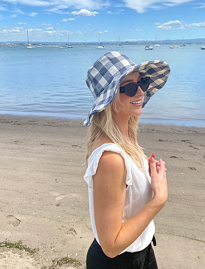 The Floppy Bucket Hat by thesewclubpatterns