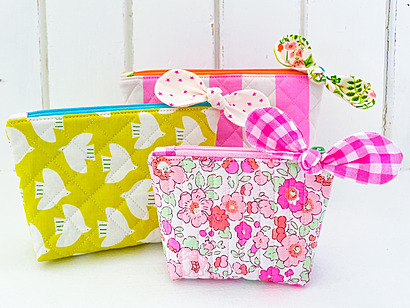 Betsy Bow Pouch by MaAndMeDesigns