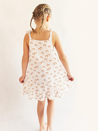 Easy Girls Dress Pattern by MadeByMePatterns