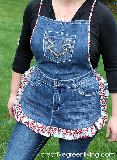Farm girl recycled denim apron pattern by CreativeGreenLiving