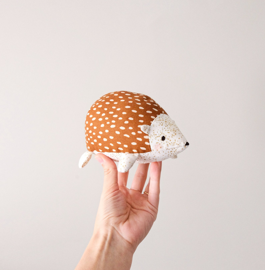 Hedgehogs and Mushrooms Sewing Set