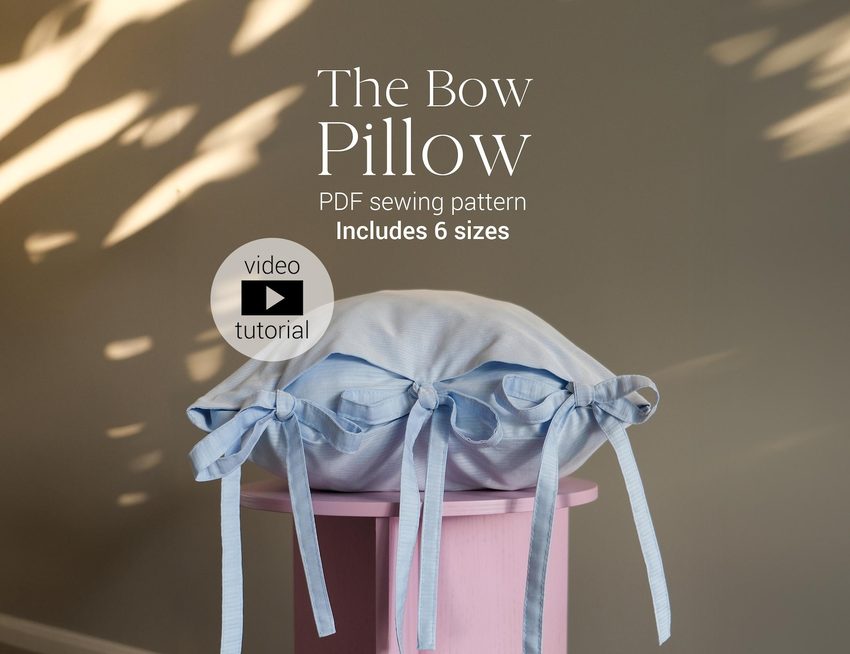 Bow-Tie Square Cushion by Atelierjuliqe