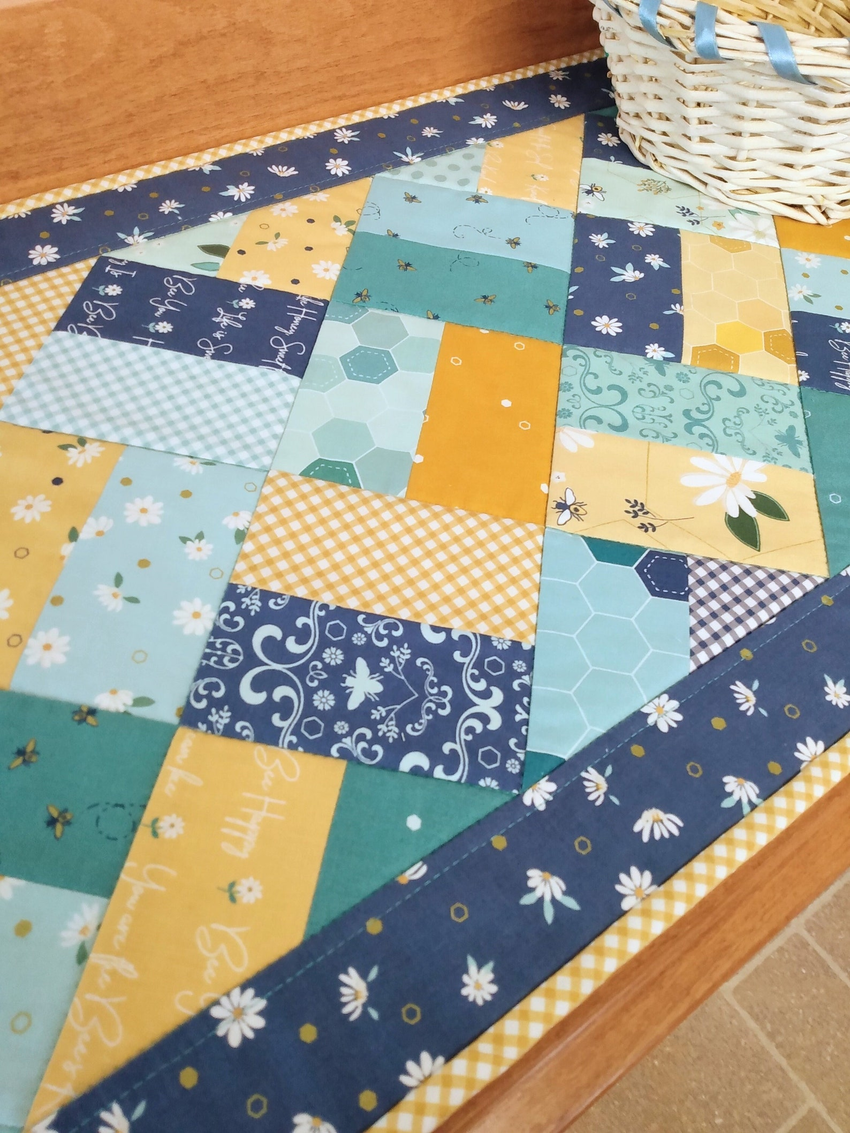 Tillie table runner digital sewing pattern