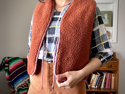 Free Sherpa Quilted Vest tutorial from The Mindful Sewist